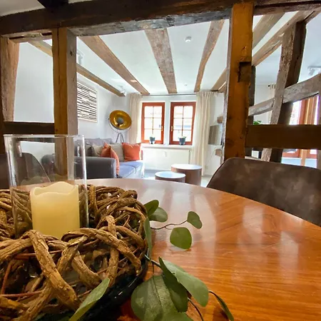 Apartmán Fachwerkzeit - Altstadt, Wlan, Klima, Parkplatz, Balkon, 2-4 Pers