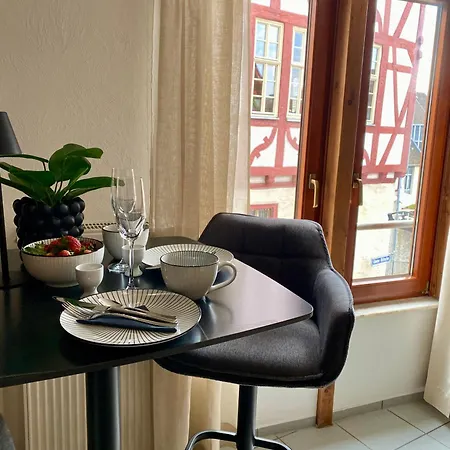 Fachwerkzeit - Altstadt, Wlan, Klima, Parkplatz, Balkon, 2-4 Pers Apartmán Limburg an der Lahn