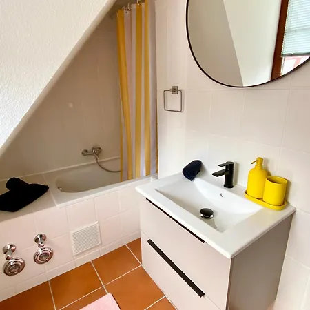 Apartmán Fachwerkzeit - Altstadt, Wlan, Klima, Parkplatz, Balkon, 2-4 Pers