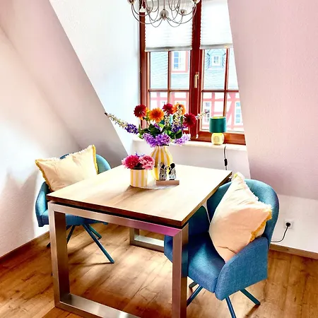 Fachwerkzeit - Altstadt, Wlan, Klima, Parkplatz, Balkon, 2-4 Pers Apartmán *